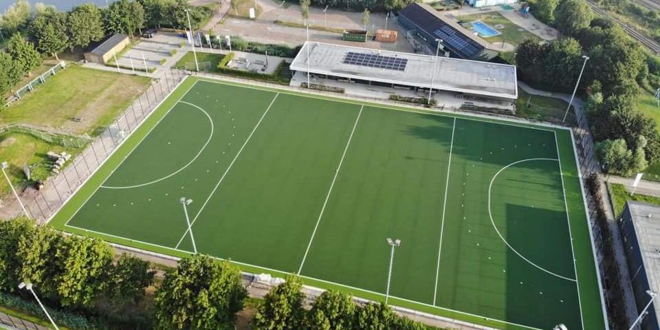 realisatie hockeyveld MHC Weesp